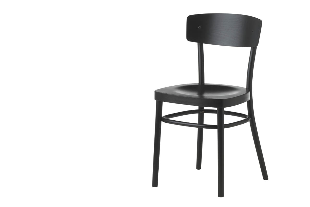 Idolf<br />
Dining chair in wood<br />
Produced by <a target="blank" href="http://www.ikea.com/">IKEA</a>.