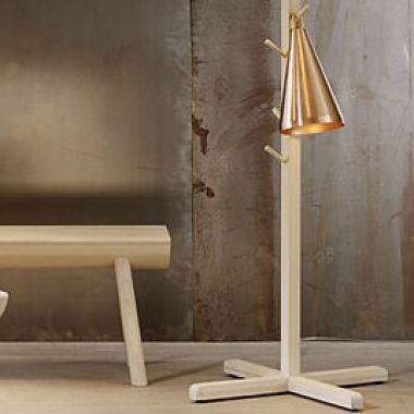 Ash & Copper<br />
Producer Wanted